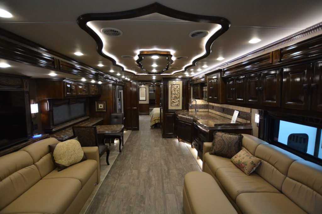 Hershey RV Show: The Bling is the Thing!